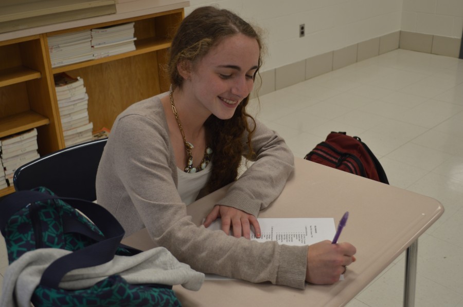 Marin Langlieb takes notes during her Advanced Placement U.S. History class. Langlieb’s article criticizing the SAT was published in the Baltimore Sun on Aug. 1.