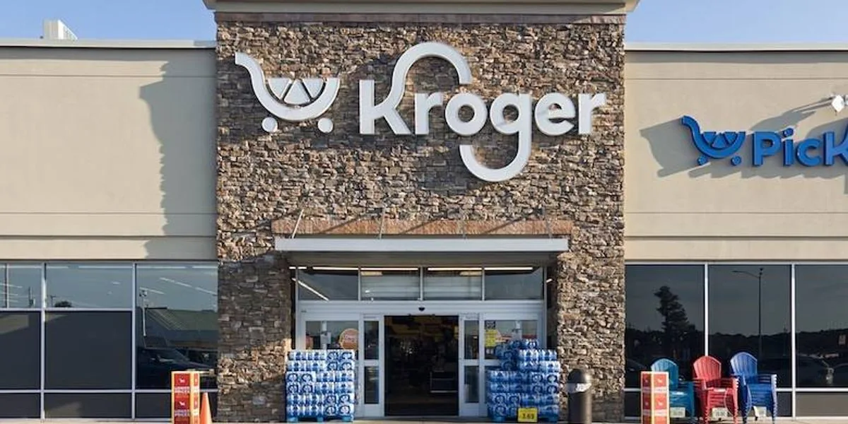 Texas Driver Smashes Car Into Rosenberg Kroger After Saying He Needed the Restroom and Found the Store Closed Before Dawn